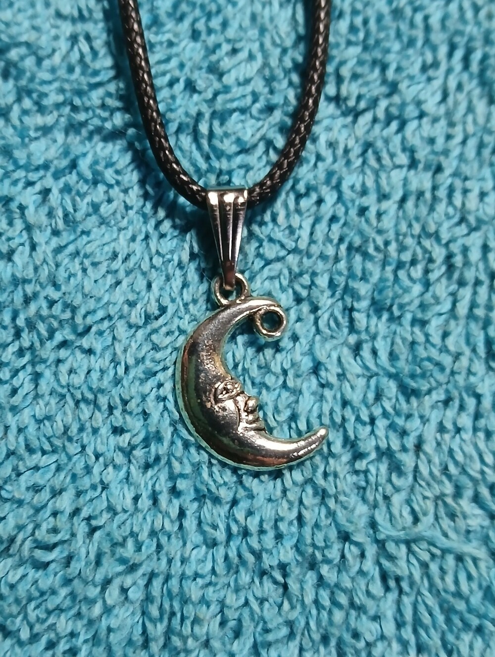 Silver Crescent Moon Pendant Necklace - Women Jewelry
